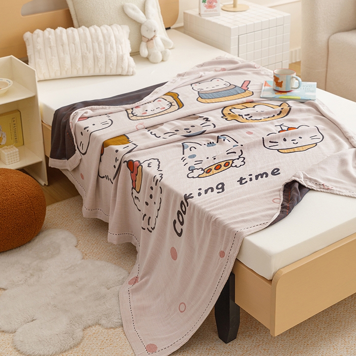 91家纺网 家纺一手货源 找家纺 悦然毛巾被 2026春夏新款三层竹纤维冷感毯休闲儿童毯成人毛巾被 甜心猫团