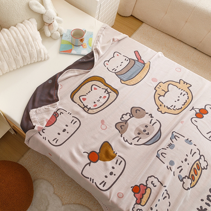 91家纺网 家纺一手货源 找家纺 悦然毛巾被 2026春夏新款三层竹纤维冷感毯休闲儿童毯成人毛巾被 甜心猫团