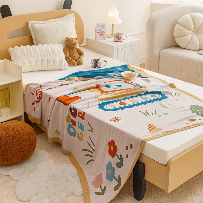 91家纺网 家纺一手货源 找家纺 悦然毛巾被 2026春夏新款三层竹纤维冷感毯休闲儿童毯成人毛巾被 挖挖乐