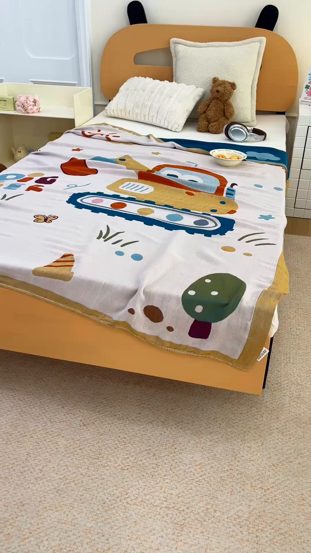 91家纺网 家纺一手货源 找家纺 悦然毛巾被 2026春夏新款三层竹纤维冷感毯休闲儿童毯成人毛巾被 挖挖乐