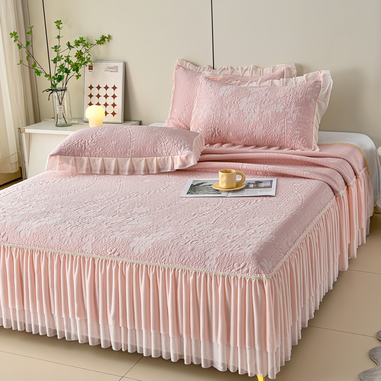 91家纺网 家纺一手货源 找家纺 （总）畅畅家纺 2026春夏新款夏季3D立体冰豆豆凉席席子床裙三件套