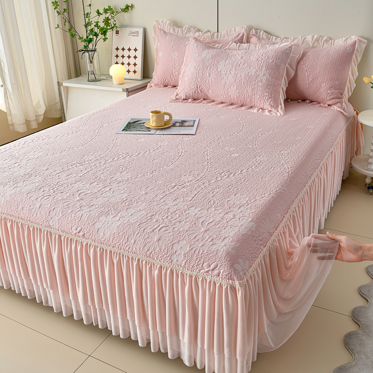 91家纺网 家纺一手货源 找家纺 （总）畅畅家纺 2026春夏新款夏季3D立体冰豆豆凉席席子床裙三件套