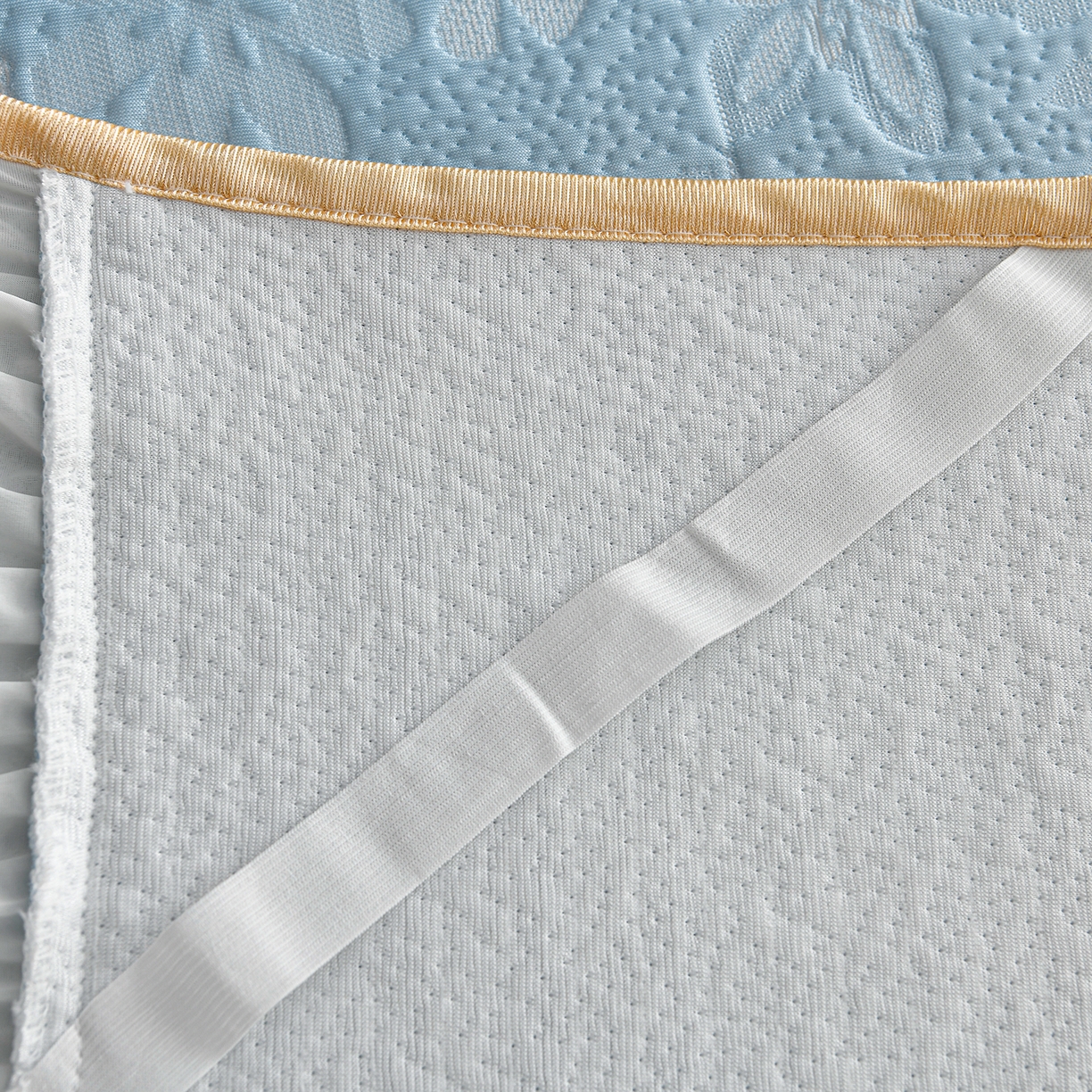 91家纺网 家纺一手货源 找家纺 畅畅家纺 2026春夏新款夏季3D立体冰豆豆凉席席子床裙三件套 花香怡人-蓝