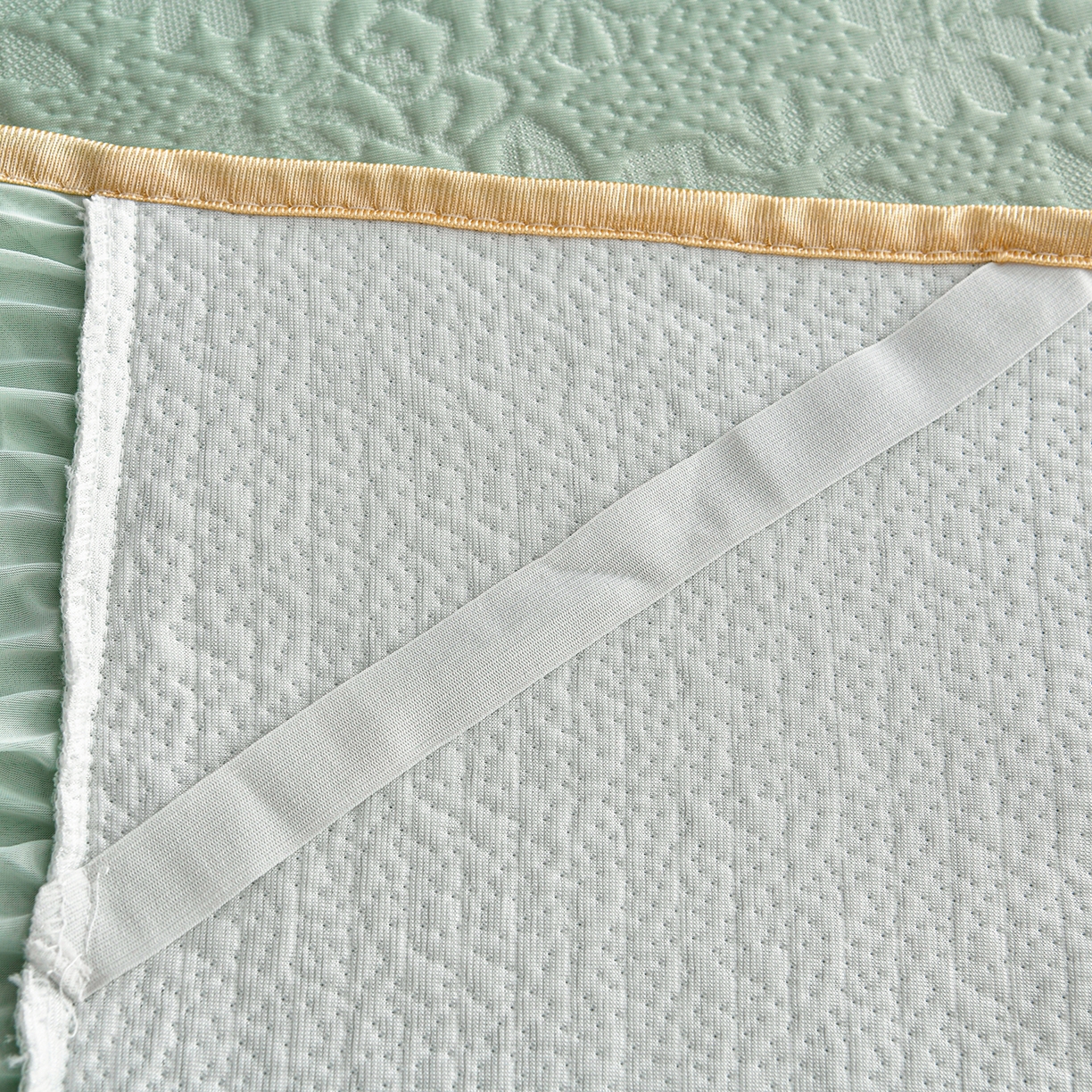 91家纺网 家纺一手货源 找家纺 畅畅家纺 2026春夏新款夏季3D立体冰豆豆凉席席子床裙三件套 花香怡人-绿