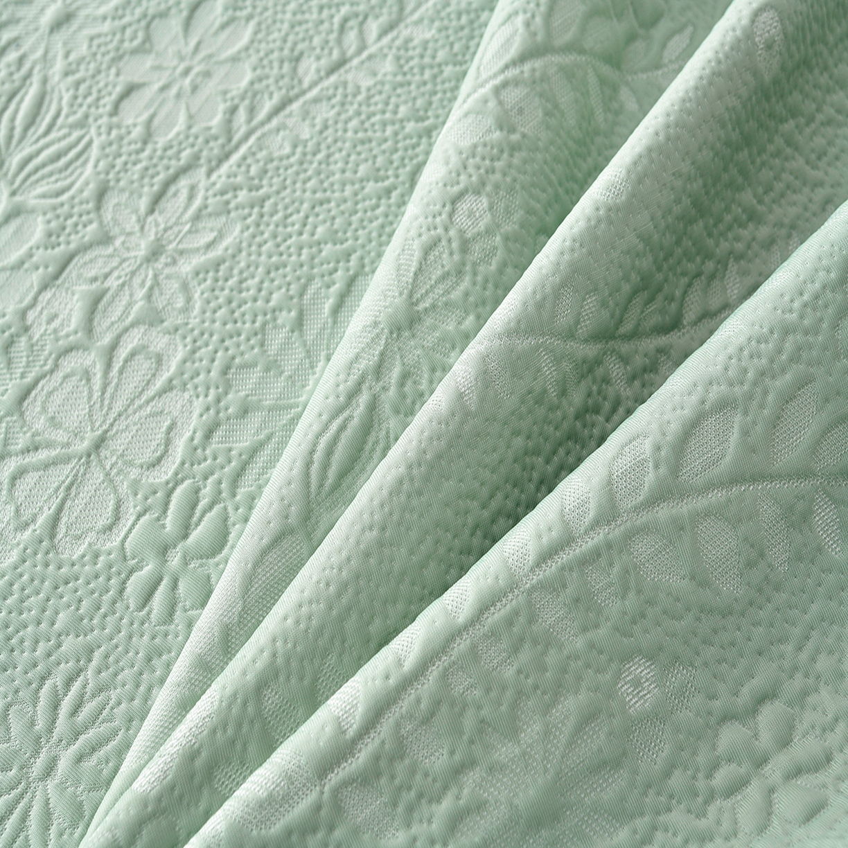 91家纺网 家纺一手货源 找家纺 畅畅家纺 2026春夏新款夏季3D立体冰豆豆凉席席子床裙三件套 花香怡人-绿