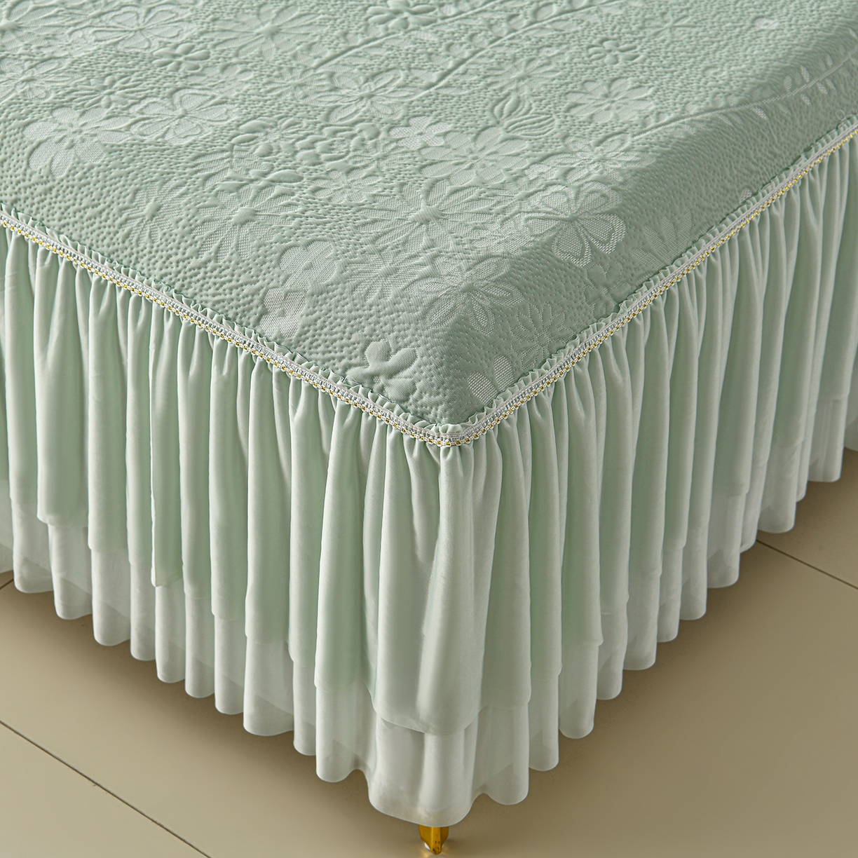 91家纺网 家纺一手货源 找家纺 畅畅家纺 2026春夏新款夏季3D立体冰豆豆凉席席子床裙三件套 花香怡人-绿