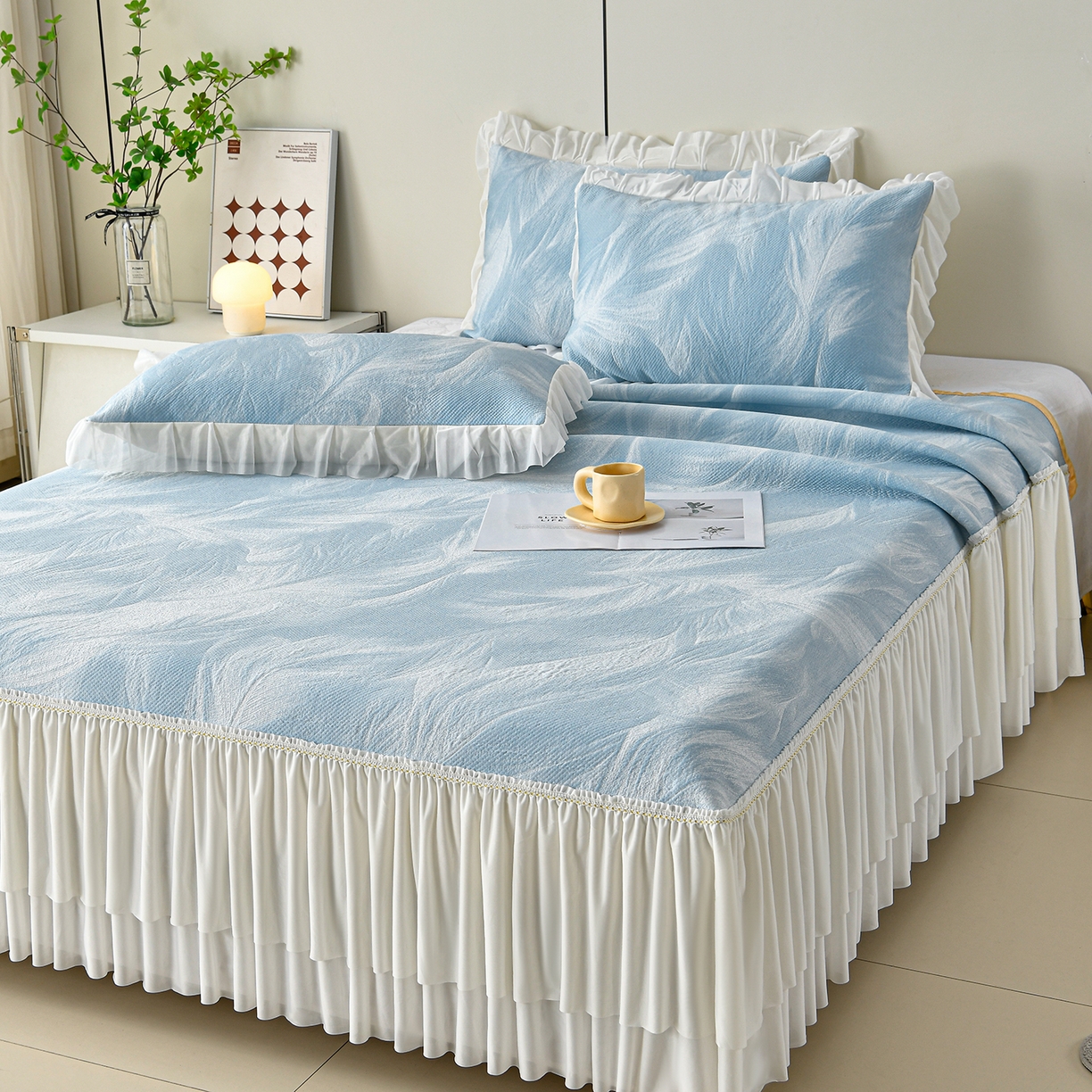 91家纺网 家纺一手货源 找家纺 畅畅家纺 2026春夏新款夏季3D立体冰豆豆凉席席子床裙三件套 微风轻羽-蓝