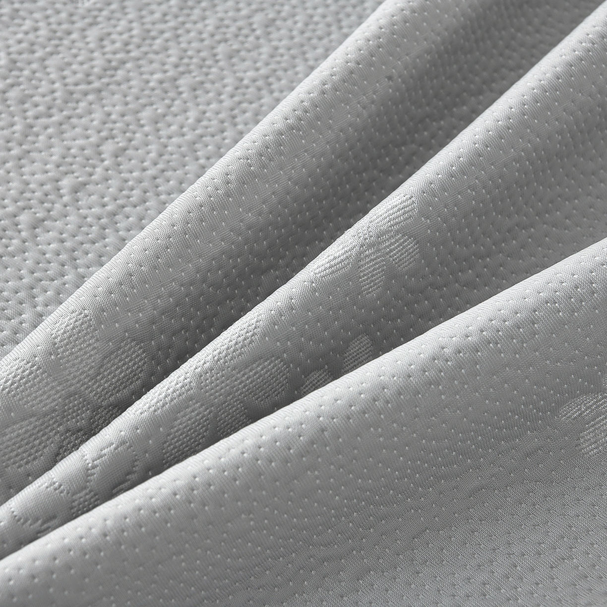 91家纺网 家纺一手货源 找家纺 畅畅家纺 2026春夏新款夏季3D立体冰豆豆凉席席子床裙三件套 香漫-灰