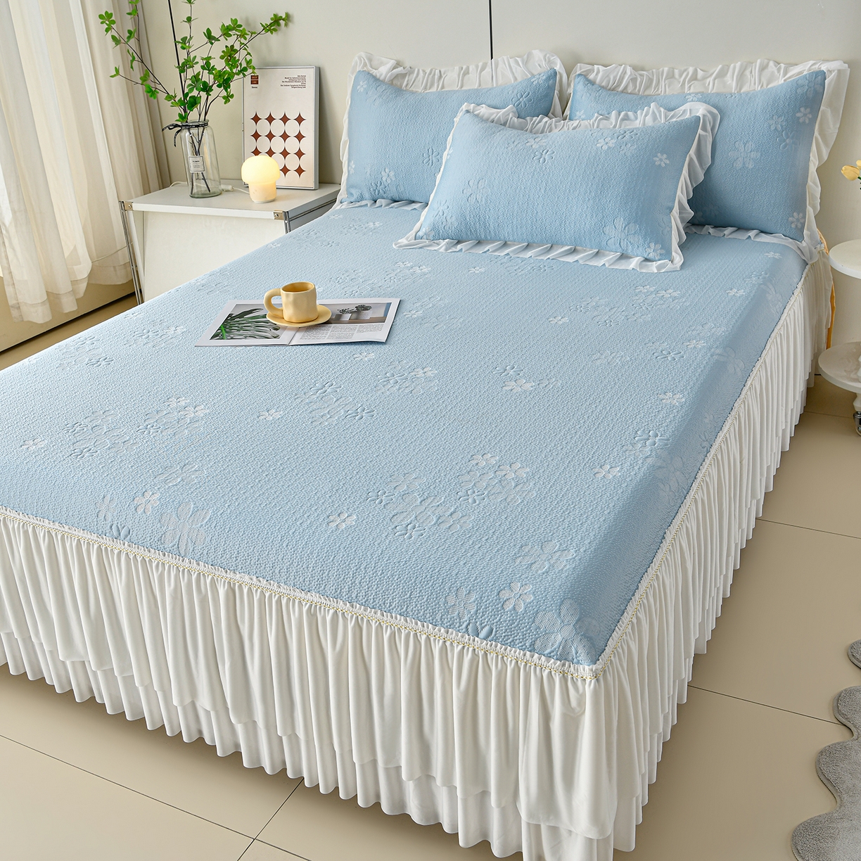 91家纺网 家纺一手货源 找家纺 畅畅家纺 2026春夏新款夏季3D立体冰豆豆凉席席子床裙三件套 香漫-蓝