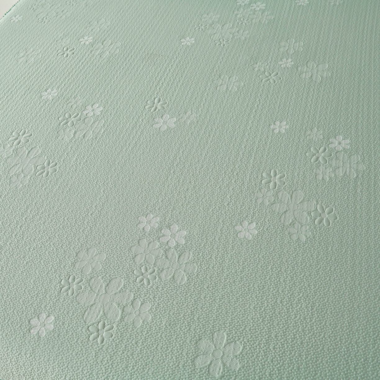 91家纺网 家纺一手货源 找家纺 畅畅家纺 2026春夏新款夏季3D立体冰豆豆凉席席子床裙三件套 香漫-绿