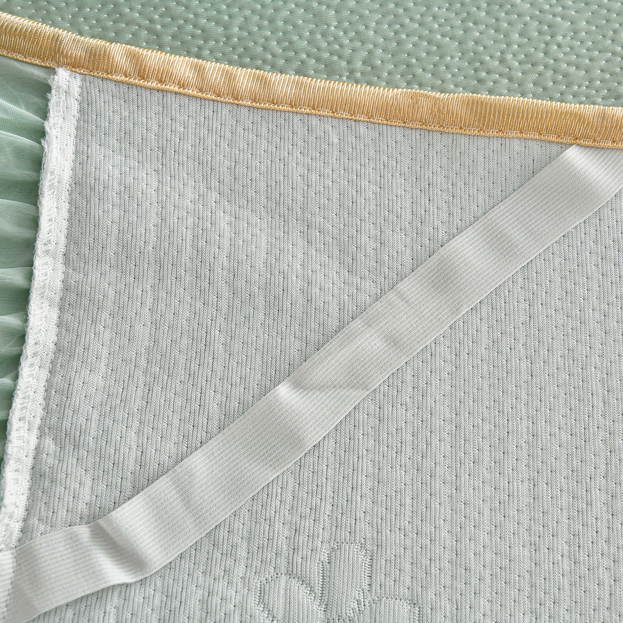 91家纺网 家纺一手货源 找家纺 畅畅家纺 2026春夏新款夏季3D立体冰豆豆凉席席子床裙三件套 香漫-绿