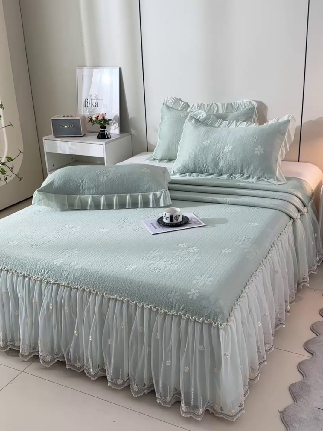 91家纺网 家纺一手货源 找家纺 畅畅家纺 2026春夏新款夏季3D立体冰豆豆凉席席子床裙三件套 香漫-绿