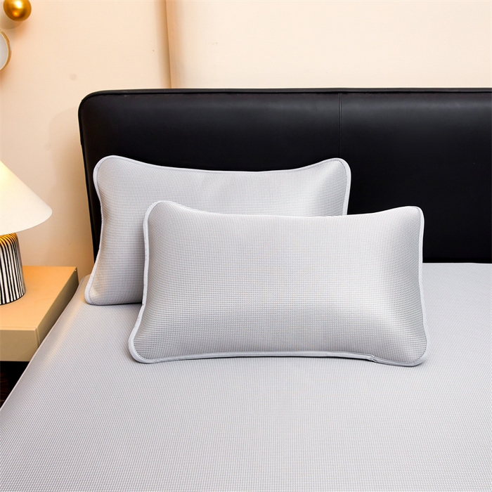 91家纺网 家纺一手货源 找家纺 女子家纺 2026新款碳光冰丝床笠款加厚三明治凉感凉席保护套夏季床罩席子凉席 千鸟格-床笠款-银帆灰