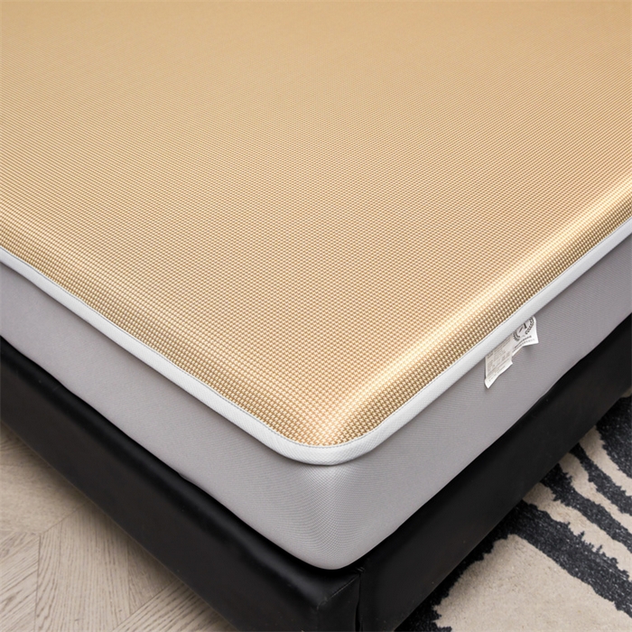 91家纺网 家纺一手货源 找家纺 女子家纺 2026新款碳光冰丝床笠款加厚三明治凉感凉席保护套夏季床罩席子凉席 千鸟格-床笠款-香槟金