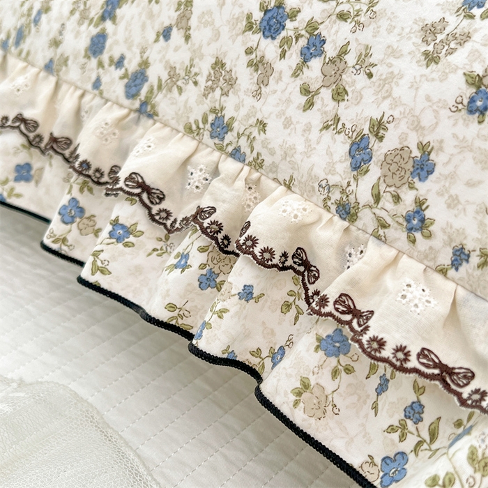 91家纺网 家纺一手货源 找家纺 圣比熊 2026新款A类云朵棉蕾丝双层花边枕套加长双人情侣1.8米枕芯内胆套1.5m枕头 蓝岛风铃