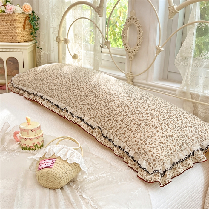 91家纺网 家纺一手货源 找家纺 圣比熊 2026新款A类云朵棉蕾丝双层花边枕套加长双人情侣1.8米枕芯内胆套1.5m枕头 浮影