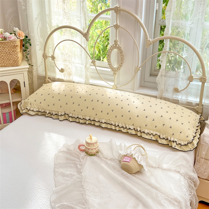 91家纺网 家纺一手货源 找家纺 圣比熊 2026新款A类云朵棉蕾丝双层花边枕套加长双人情侣1.8米枕芯内胆套1.5m枕头 樱桃花语