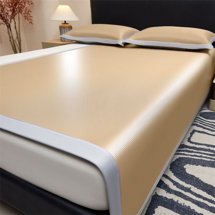 91家纺网 家纺一手货源 找家纺 女子家纺 2026新款碳光冰丝席子三件套加厚三明治冰丝软席席子凉席-平铺席 千鸟格-绑带款-香槟金