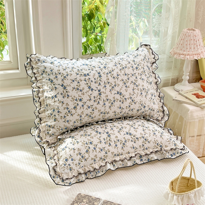 91家纺网 家纺一手货源 找家纺 圣比熊 2026新款A类云朵棉蕾丝双层花边枕套宿舍单人单只一只装枕芯48x74cm内胆套 蓝岛风铃