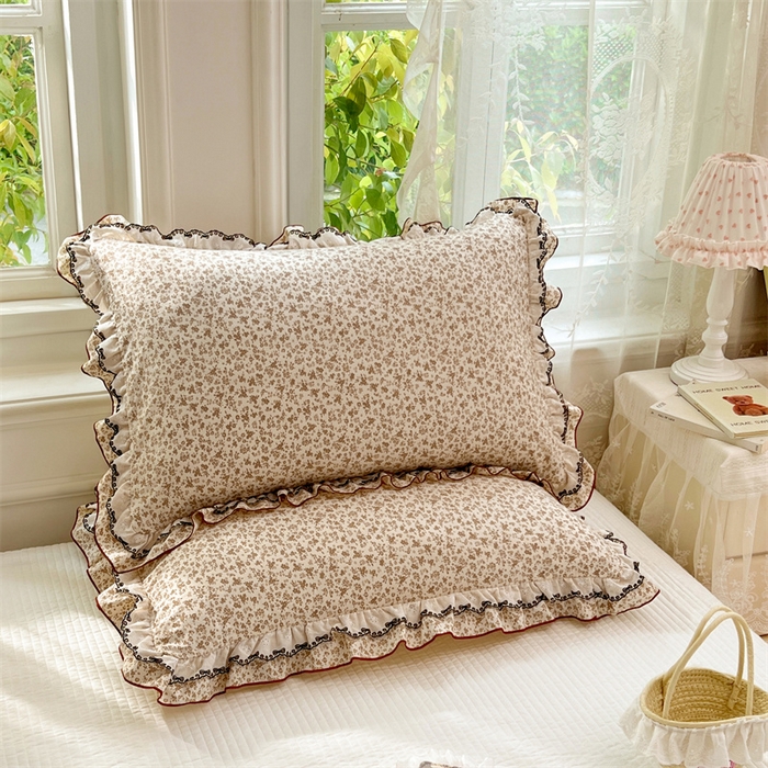 91家纺网 家纺一手货源 找家纺 圣比熊 2026新款A类云朵棉蕾丝双层花边枕套宿舍单人单只一只装枕芯48x74cm内胆套 浮影