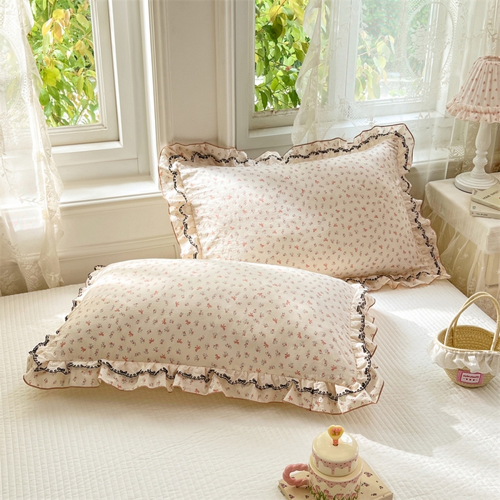 91家纺网 家纺一手货源 找家纺 圣比熊 2026新款A类云朵棉蕾丝双层花边枕套宿舍单人单只一只装枕芯48x74cm内胆套 苏颜粉