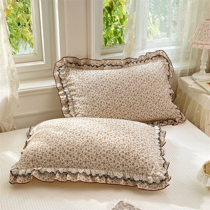 91家纺网 家纺一手货源 找家纺 圣比熊 2026新款A类云朵棉蕾丝双层花边枕套宿舍单人单只一只装枕芯48x74cm内胆套 浮影