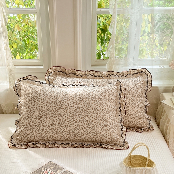 91家纺网 家纺一手货源 找家纺 圣比熊 2026新款A类云朵棉蕾丝双层花边枕套宿舍单人单只一只装枕芯48x74cm内胆套 浮影