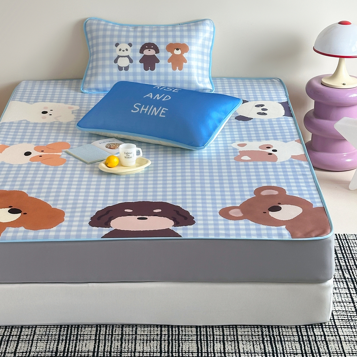 91家纺网 家纺一手货源 找家纺 桃子家居 2026新款A类ins博主卡通数码印花高级品质撞色中分子1200D冰感丝凉感席冰丝三件套平铺床笠系列 冰感席混搭-夏日派对