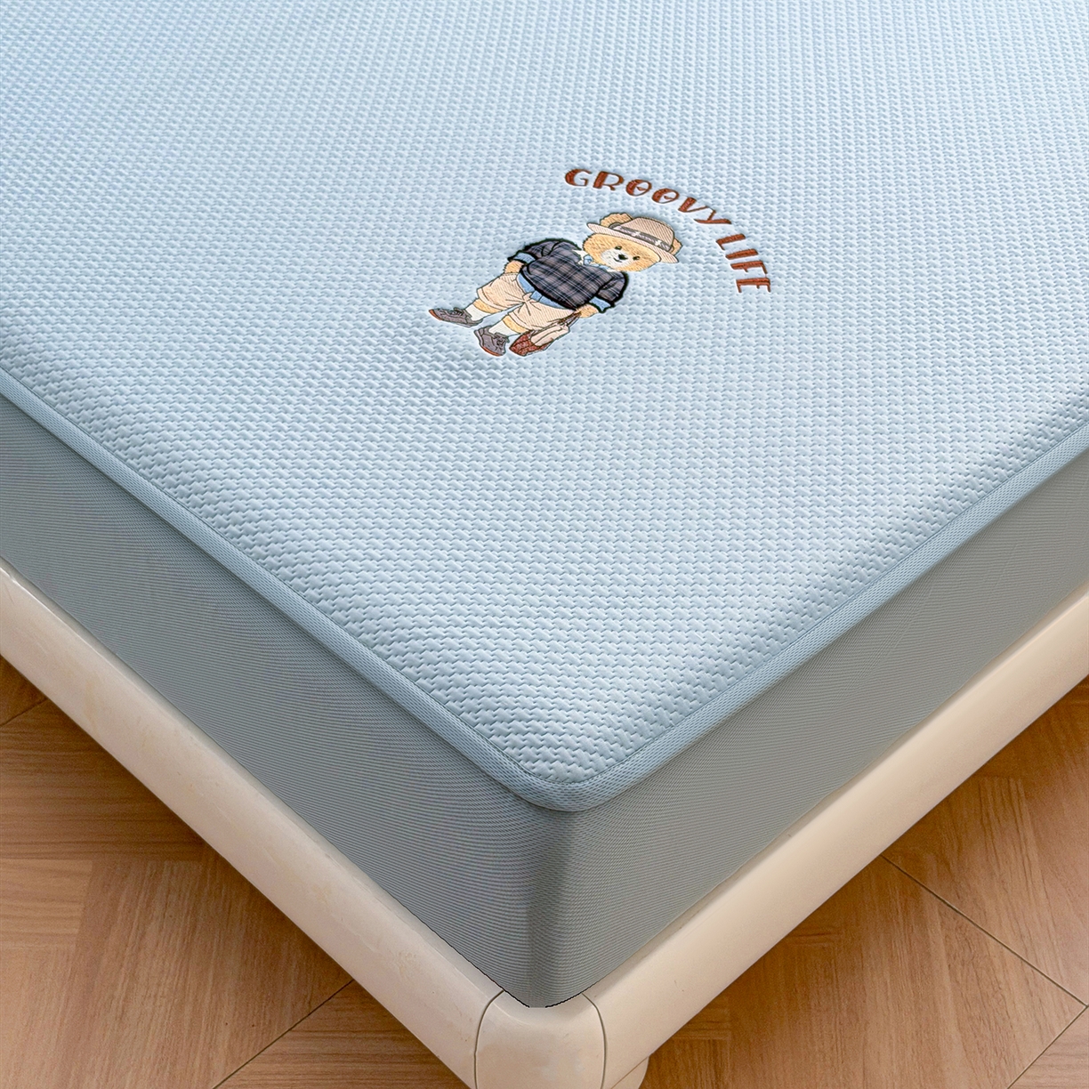 91家纺网 家纺一手货源 找家纺 （总）喜居 2026新款凉感PE小熊刺绣系列床笠款凉席