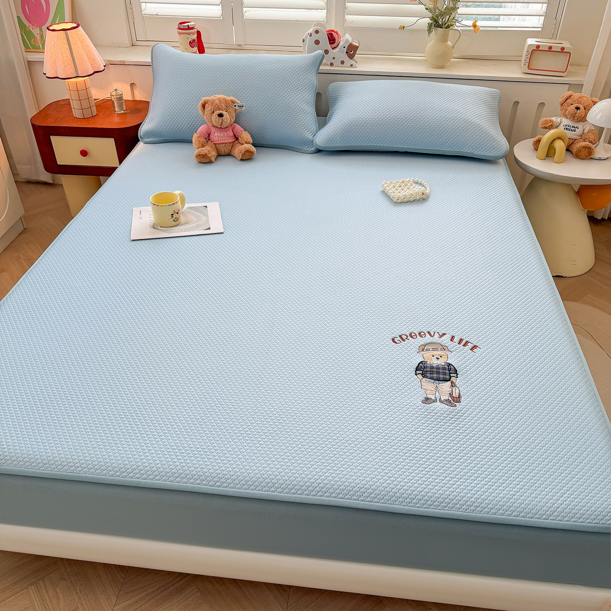 91家纺网 家纺一手货源 找家纺 喜居 2026新款凉感PE小熊刺绣系列床笠款凉席 凉感PE床笠-Mr. Bear-蓝