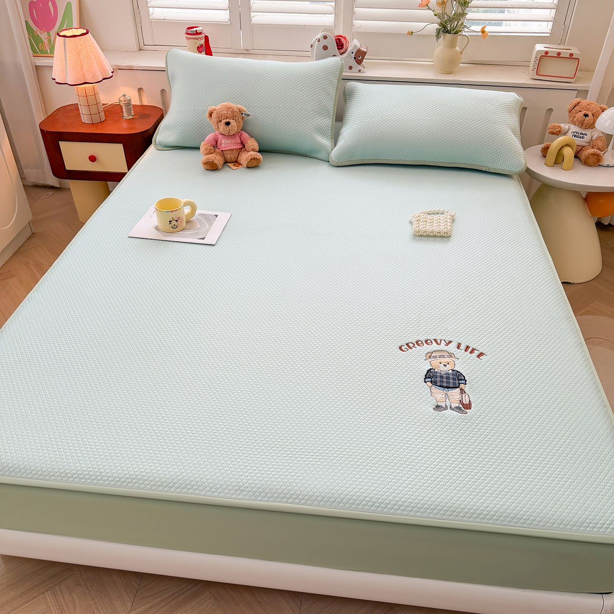 91家纺网 家纺一手货源 找家纺 喜居 2026新款凉感PE小熊刺绣系列床笠款凉席 凉感PE床笠-Mr. Bear-绿