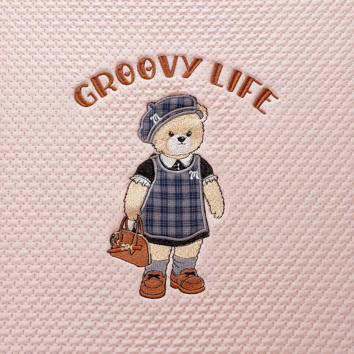 91家纺网 家纺一手货源 找家纺 喜居 2026新款凉感PE小熊刺绣系列床笠款凉席 凉感PE床笠-Miss Bear-粉