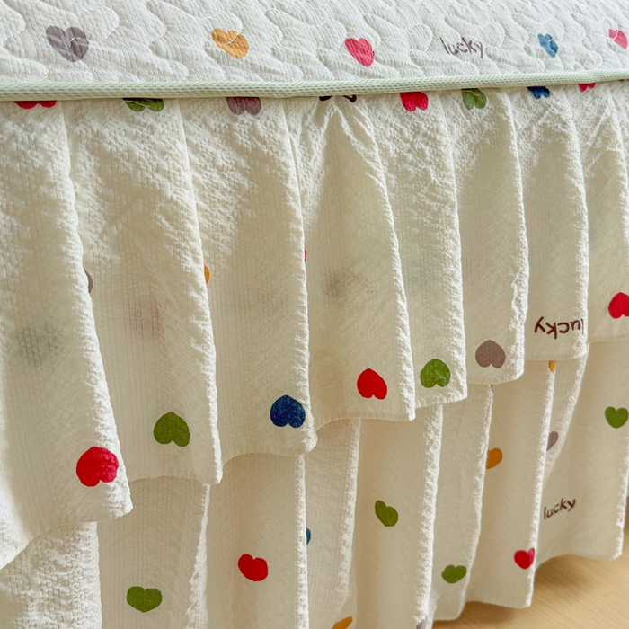 91家纺网 家纺一手货源 找家纺 铠畅家纺 2026新款泡芙纱水洗棉夏被四件套 彩心日记