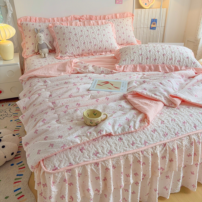 91家纺网 家纺一手货源 找家纺 铠畅家纺 2026新款泡芙纱水洗棉夏被四件套 粉蝶轻语
