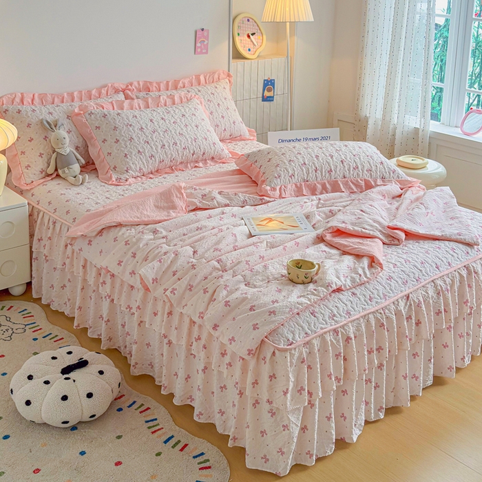 91家纺网 家纺一手货源 找家纺 铠畅家纺 2026新款泡芙纱水洗棉夏被四件套 粉蝶轻语