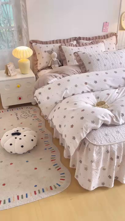 91家纺网 家纺一手货源 找家纺 铠畅家纺 2026新款泡芙纱水洗棉夏被四件套 焦糖花野