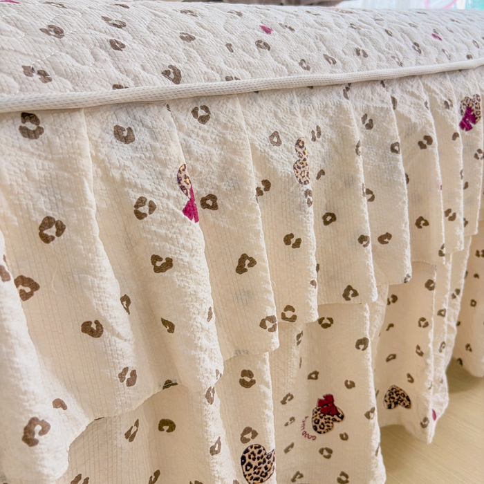 91家纺网 家纺一手货源 找家纺 铠畅家纺 2026新款泡芙纱水洗棉夏被四件套 奶咖新豹