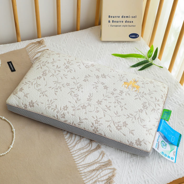 91家纺网 家纺一手货源 找家纺 （总）仁宇枕业 2026新款新品 透气款夏凉凉感丝荞麦枕头枕芯