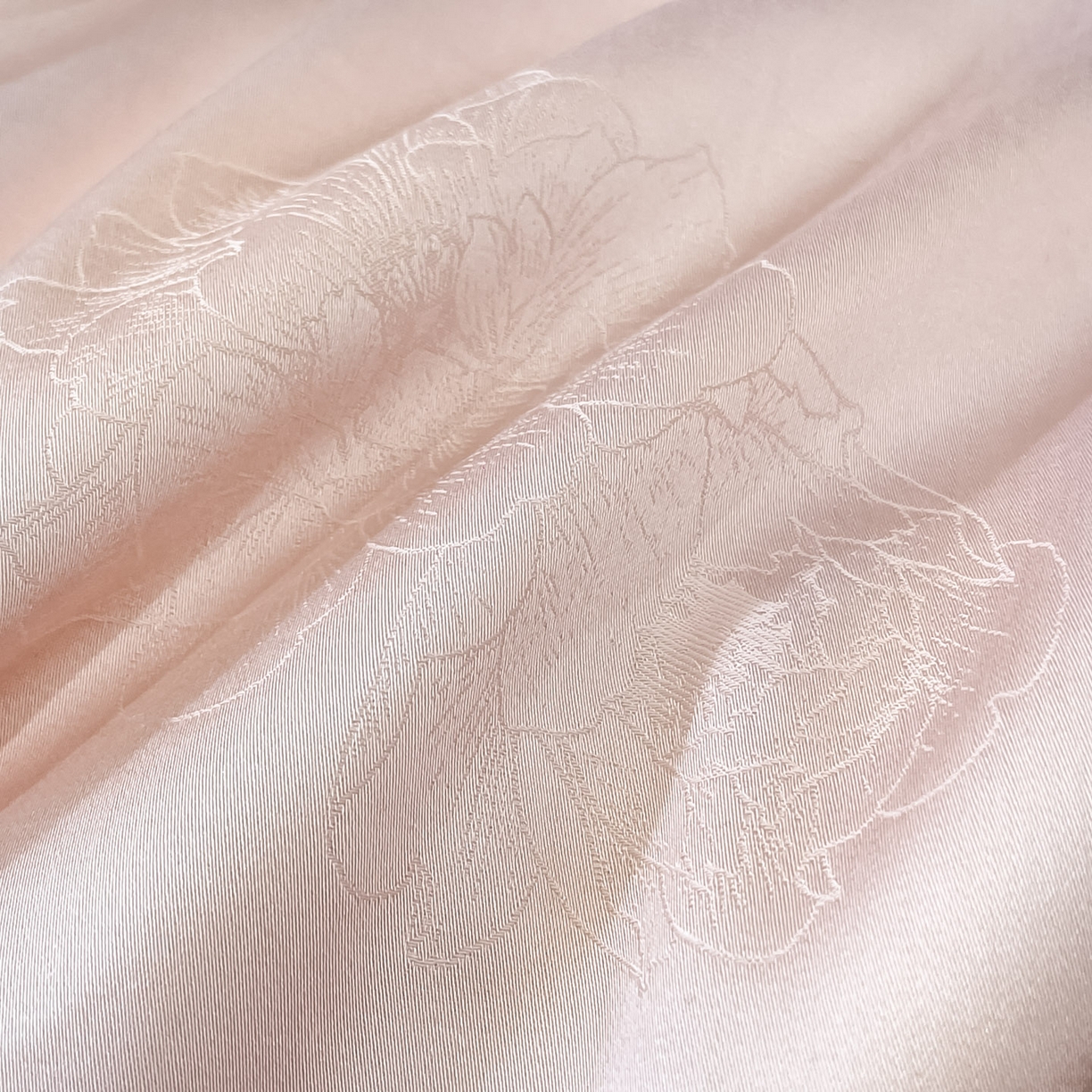 91家纺网 家纺一手货源 找家纺 新方向 2026新款提花A类20%蚕丝天丝棉夏被四件套-花影风格二 花影-山茶粉