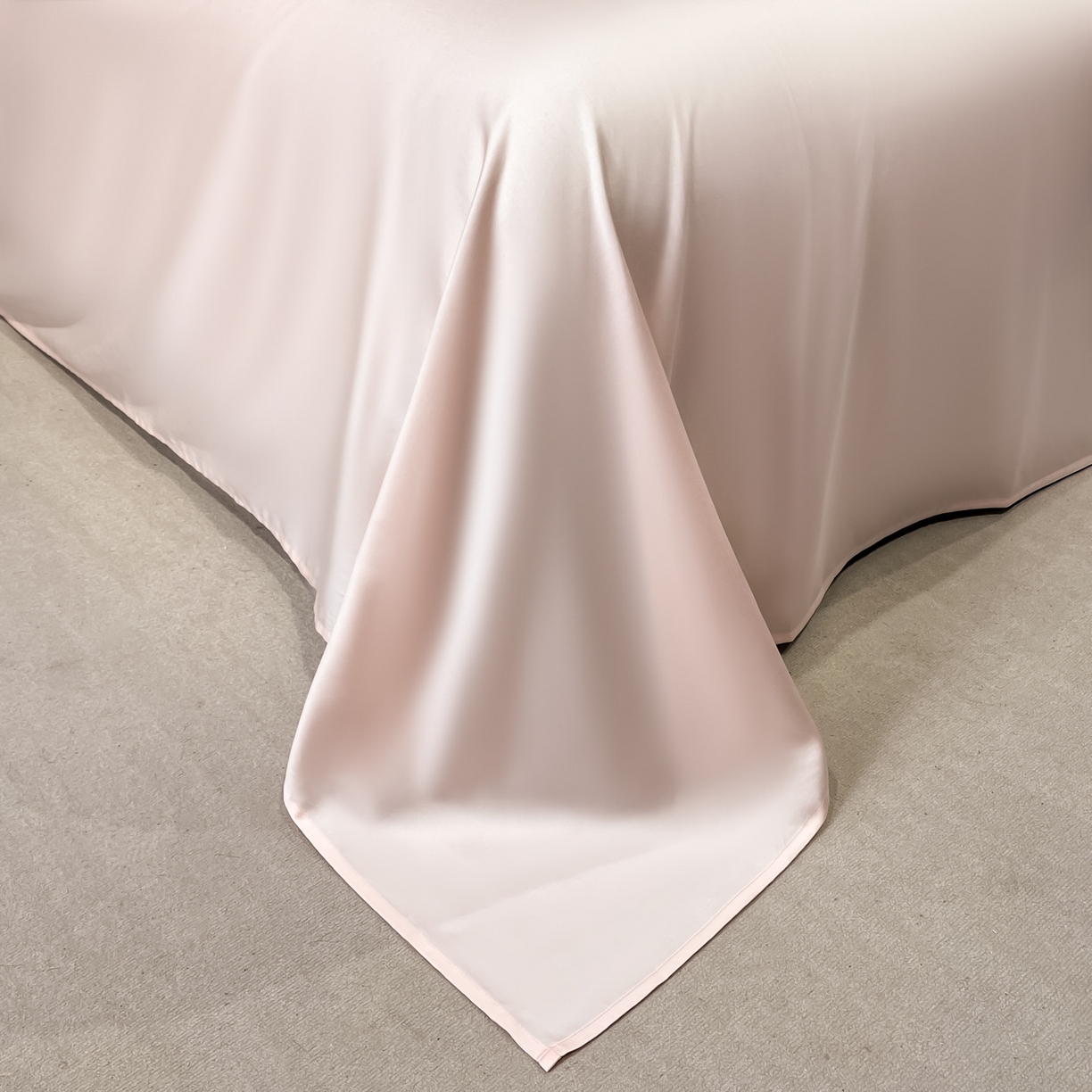 91家纺网 家纺一手货源 找家纺 新方向 2026新款提花A类20%蚕丝天丝棉夏被四件套-花影风格二 花影-山茶粉