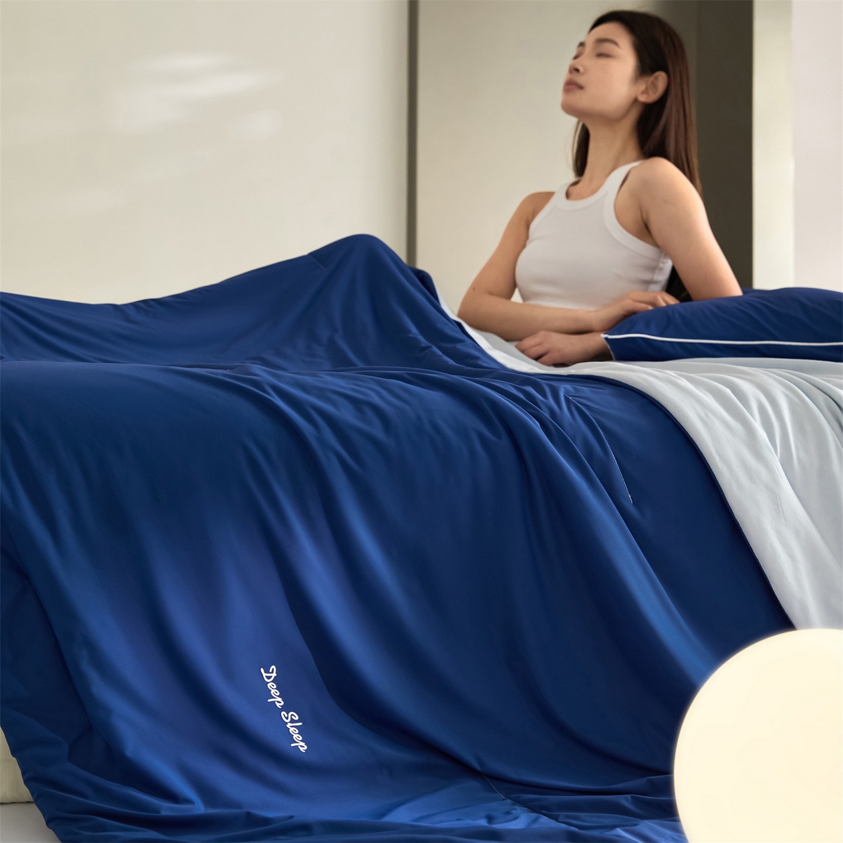 91家纺网 家纺一手货源 找家纺 头等舱 2026新款锦氨凉感&针织（优可丝）30%醋酯纤维双感夏被 深睡蓝