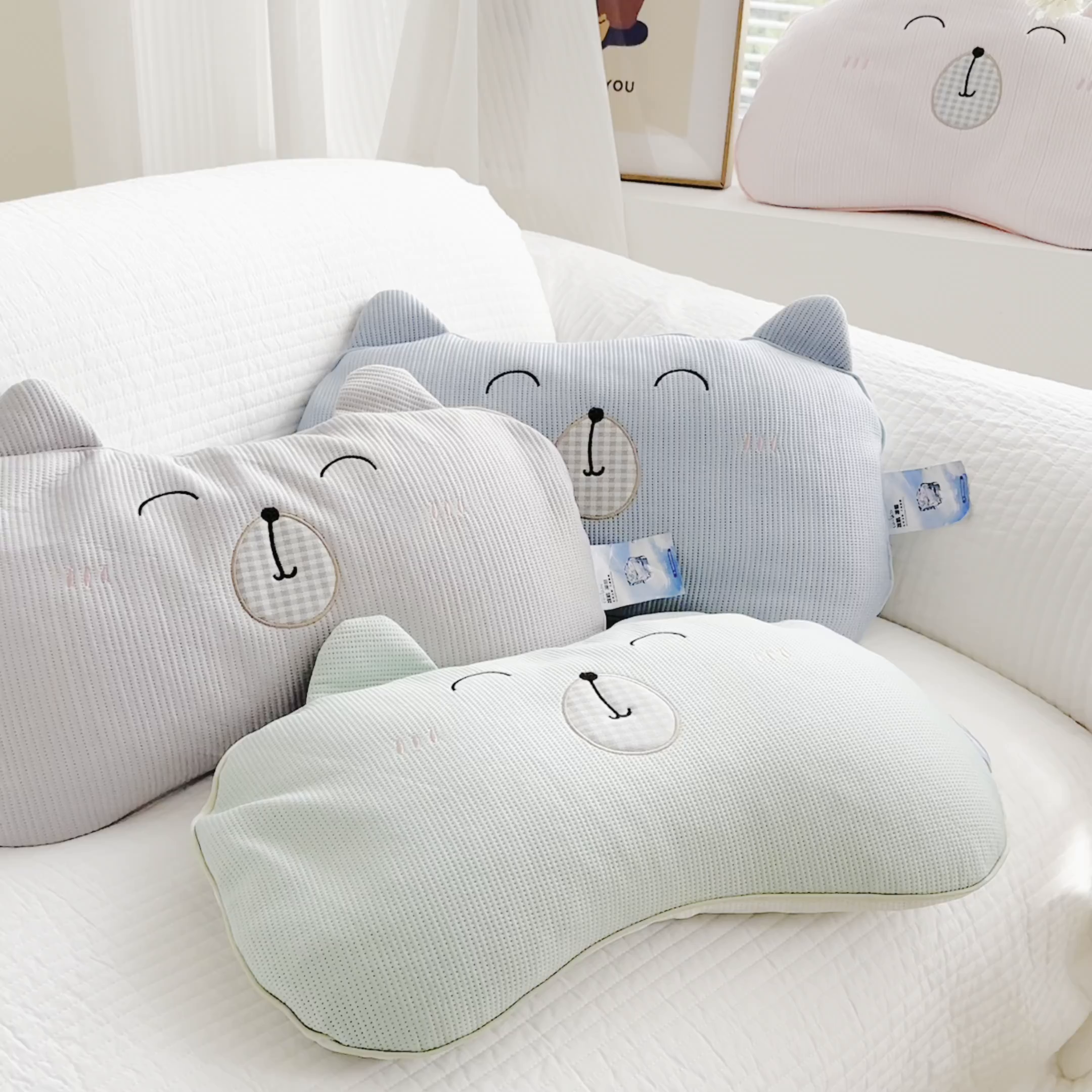 91家纺网 家纺一手货源 找家纺 （总）蔻眠 凉感丝开心熊荞麦护颈枕夏季凉豆豆儿童枕芯学生枕头