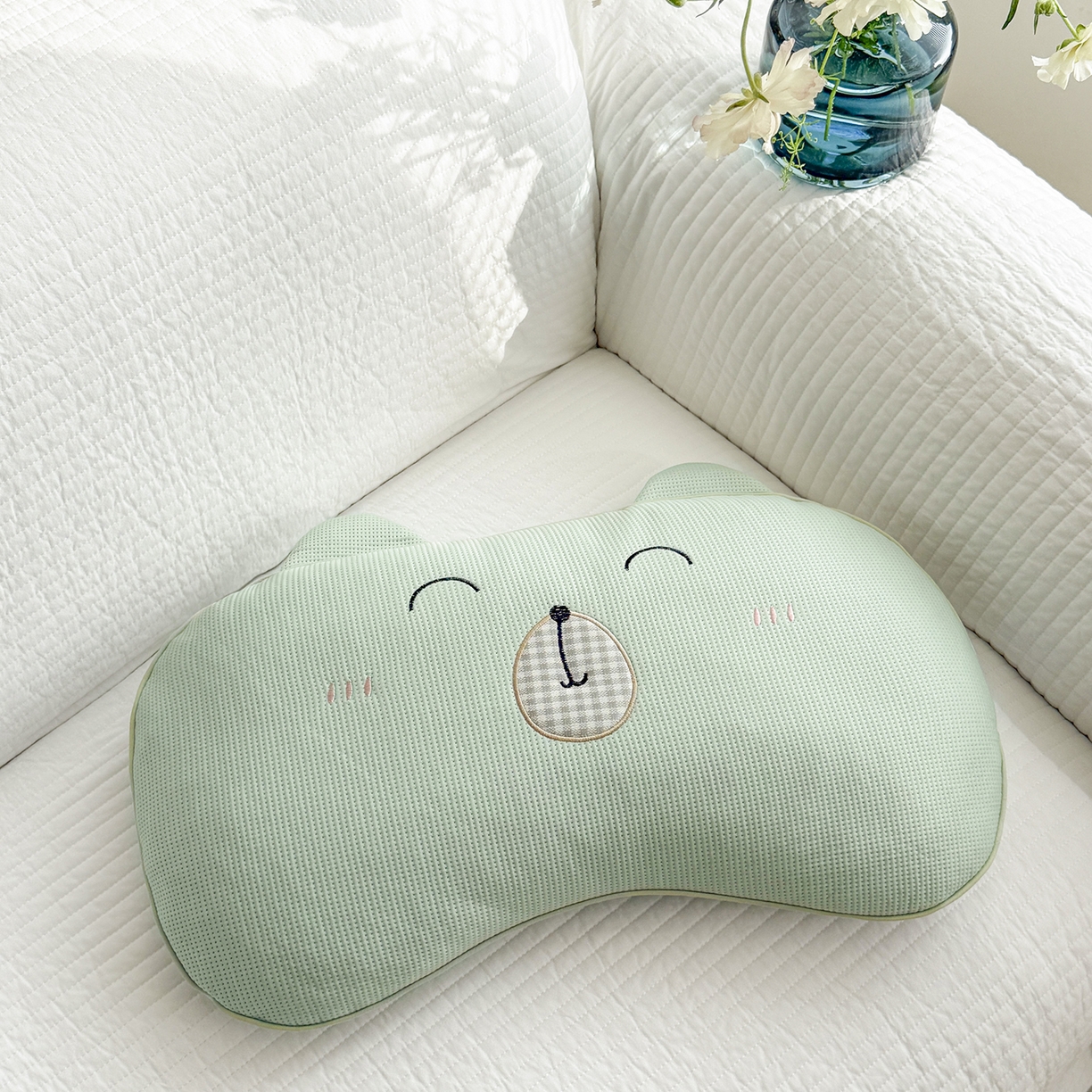 91家纺网 家纺一手货源 找家纺 （总）蔻眠 凉感丝开心熊荞麦护颈枕夏季凉豆豆儿童枕芯学生枕头