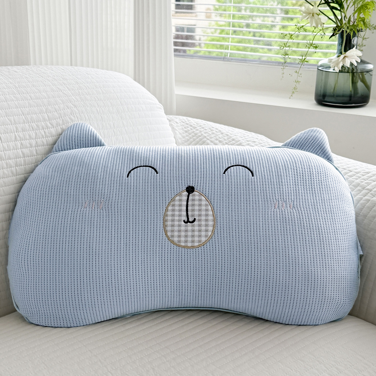 91家纺网 家纺一手货源 找家纺 蔻眠 凉感丝开心熊荞麦护颈枕夏季凉豆豆儿童枕芯学生枕头 开心熊-蓝色