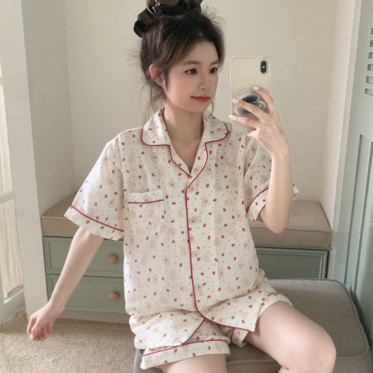 91家纺网 家纺一手货源 找家纺 爱思佳 2026新款全棉纯棉双层纱短袖睡衣系列 草莓点点