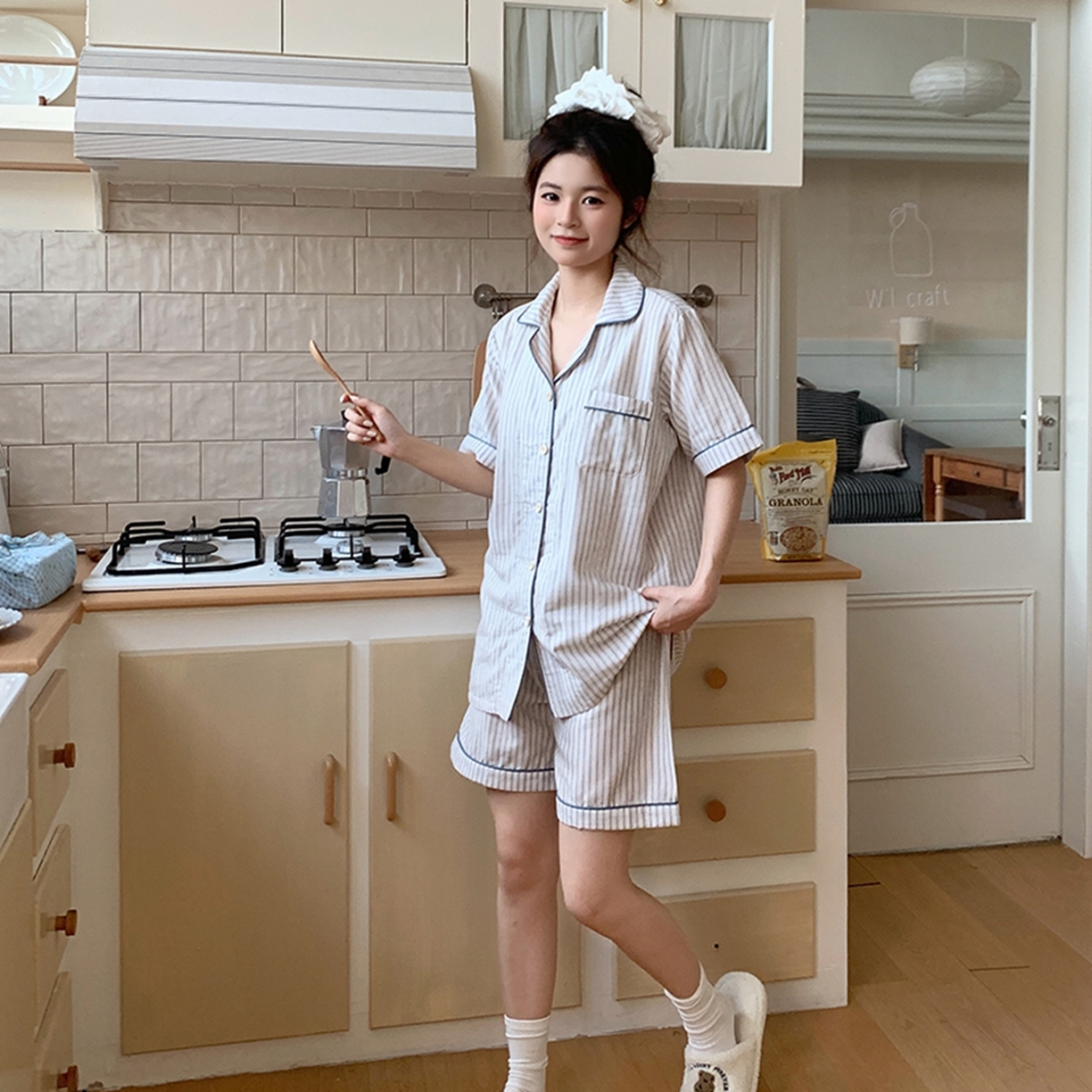 91家纺网 家纺一手货源 找家纺 爱思佳 2026新款全棉纯棉双层纱短袖睡衣系列 条纹蓝