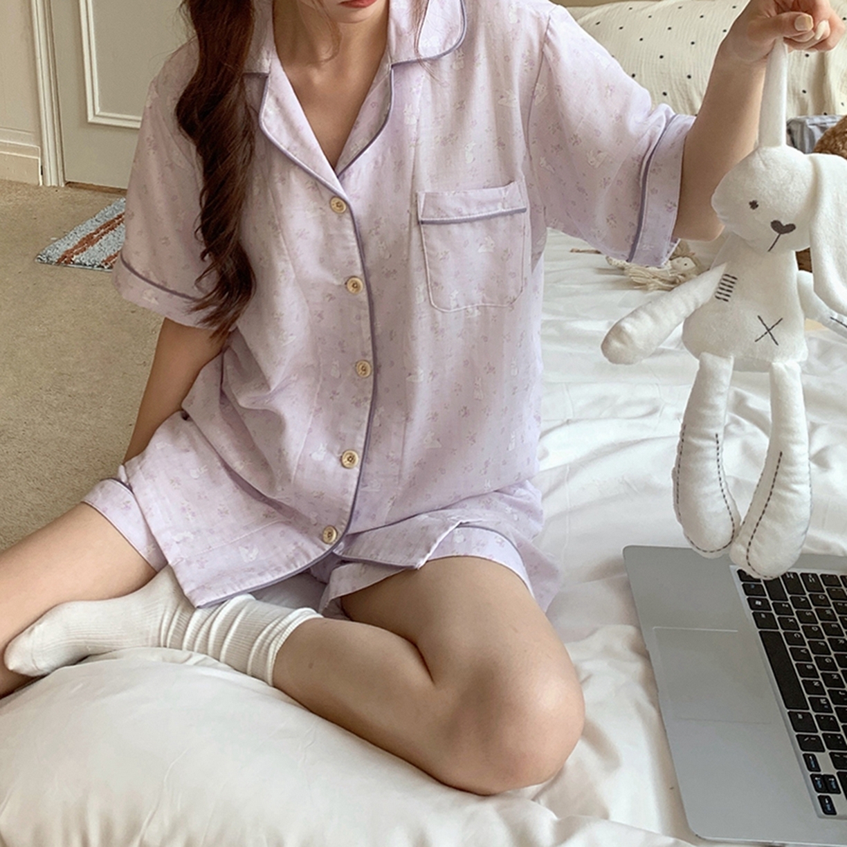 91家纺网 家纺一手货源 找家纺 爱思佳 2026新款全棉纯棉双层纱短袖睡衣系列 紫小兔