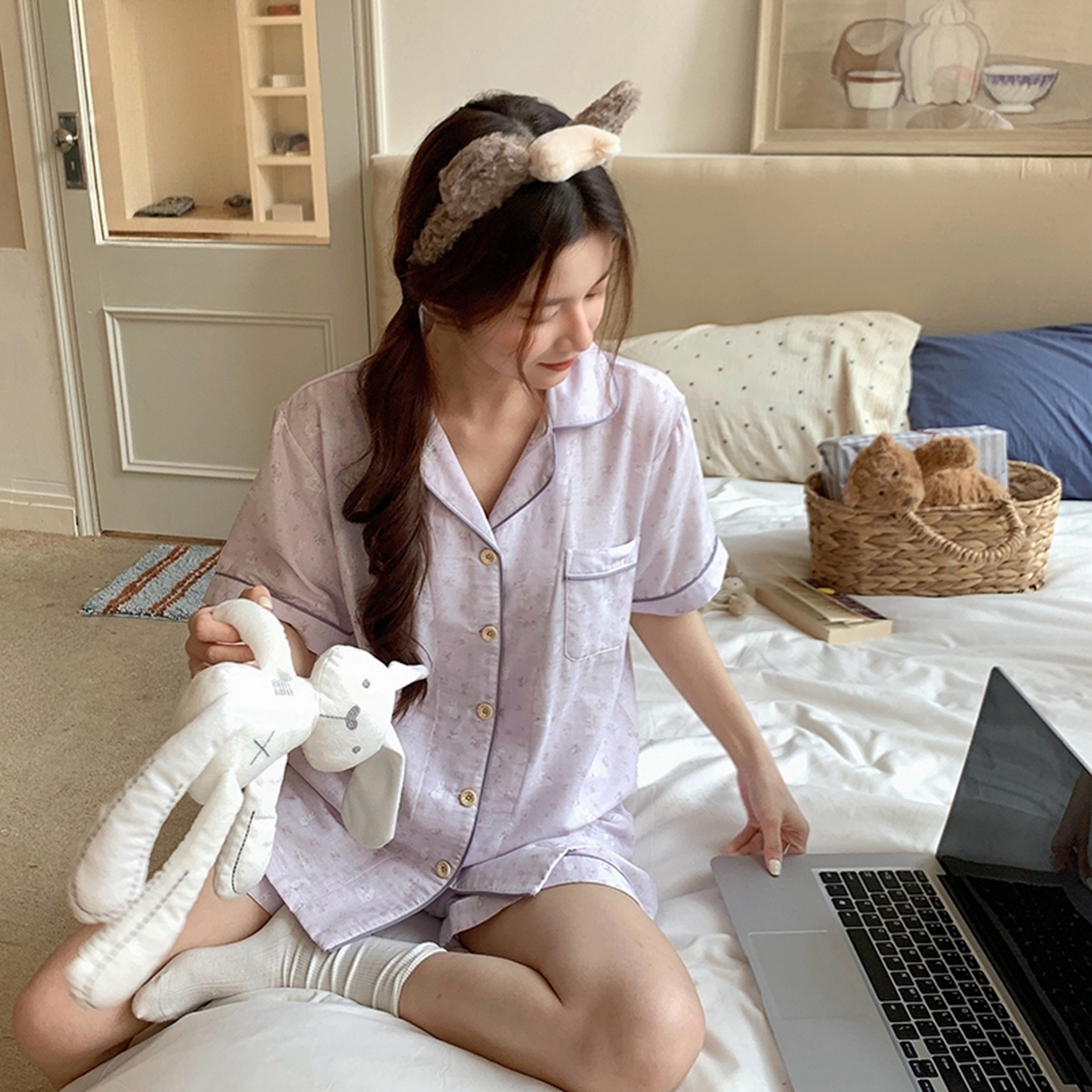 91家纺网 家纺一手货源 找家纺 爱思佳 2026新款全棉纯棉双层纱短袖睡衣系列 紫小兔