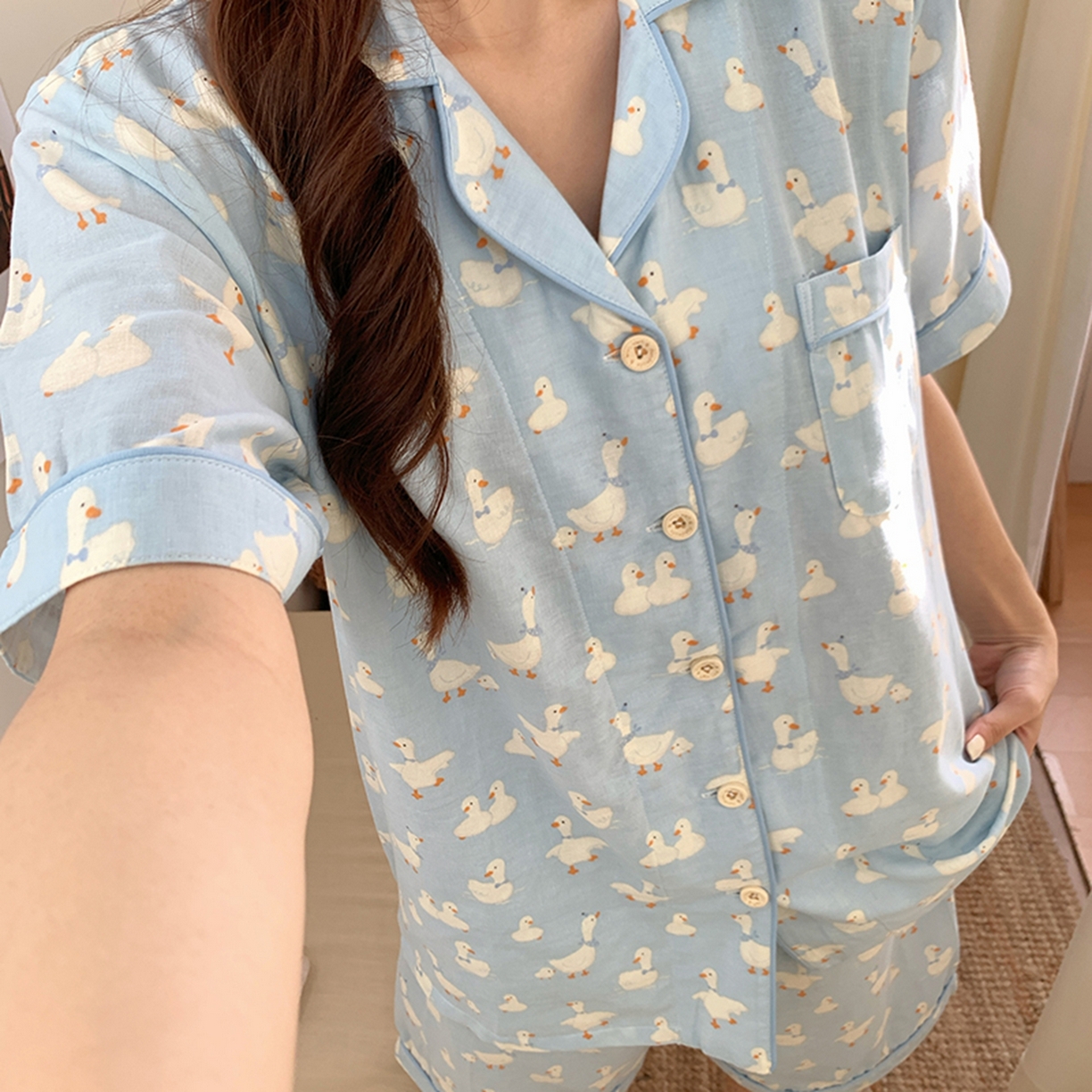 91家纺网 家纺一手货源 找家纺 爱思佳 2026新款全棉纯棉双层纱短袖睡衣系列 蓝色大鹅