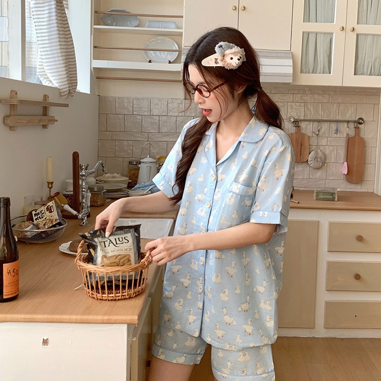 91家纺网 家纺一手货源 找家纺 爱思佳 2026新款全棉纯棉双层纱短袖睡衣系列 蓝色大鹅